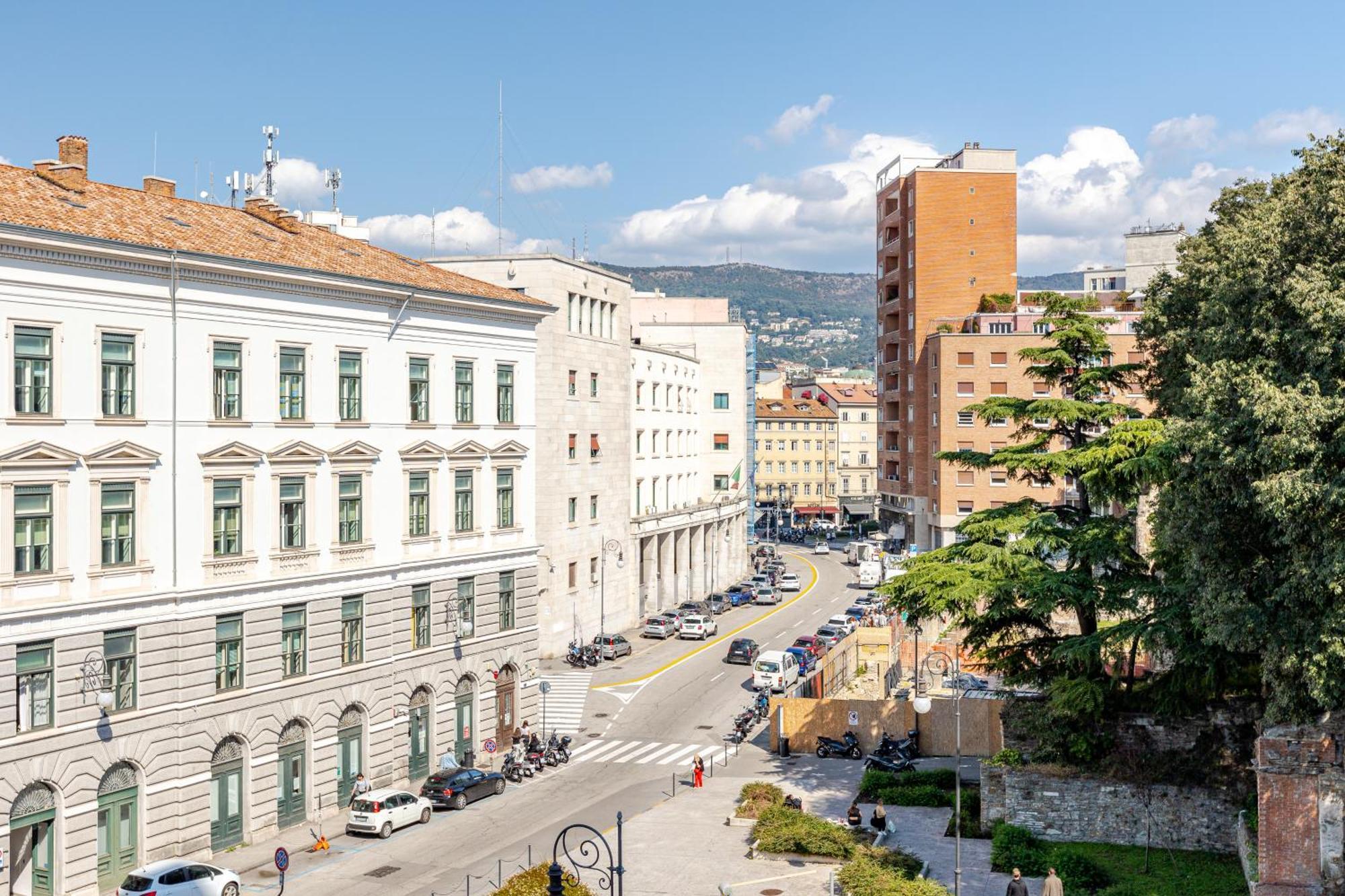 Teatro Romano Suites - Isabella Trieste Esterno foto